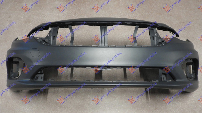 Prednji branik grundiran sedan